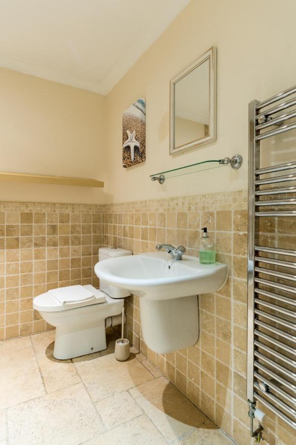 Old Town Apartments Swindon Esterno foto