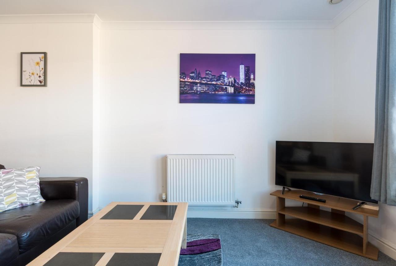 Old Town Apartments Swindon Esterno foto